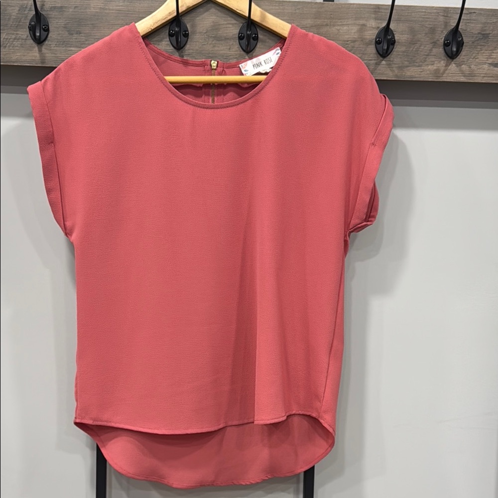 NWOT!! Pink Rose Women's Pink Top